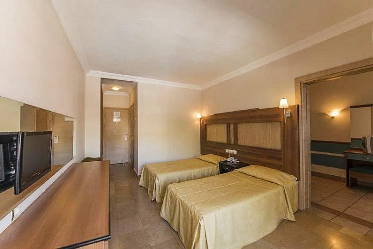 Faros Premium Beach Marmaris 5*,