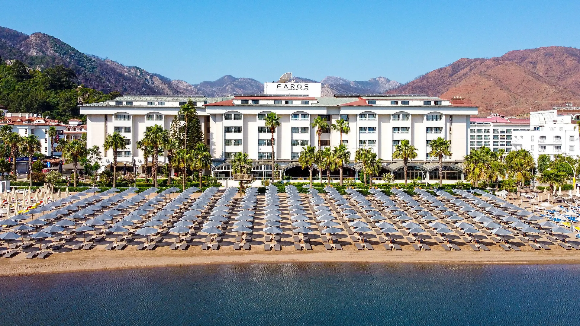 Faros Premium Beach location
